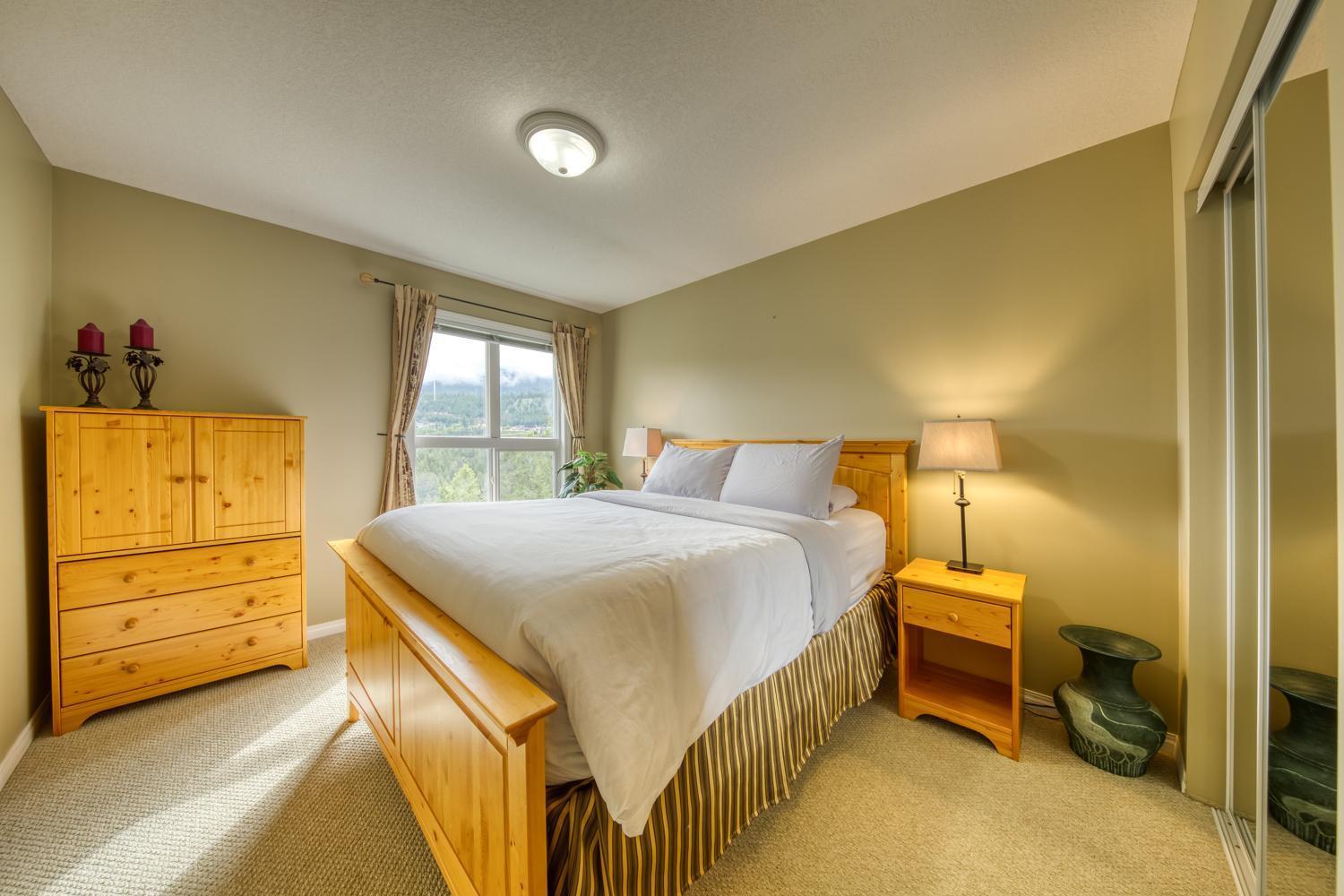 The Peaks 3 Bedroom Mountain View Condo Radium Hot Springs Exterior photo